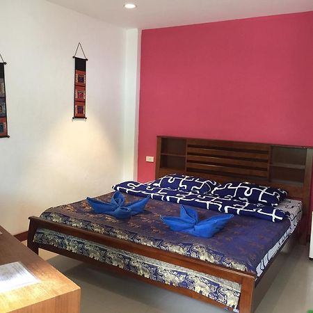 Dreams Guesthouse & Hostel Patong Eksteriør billede