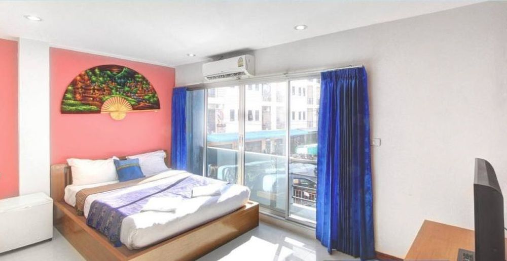 Dreams Guesthouse & Hostel Patong Eksteriør billede